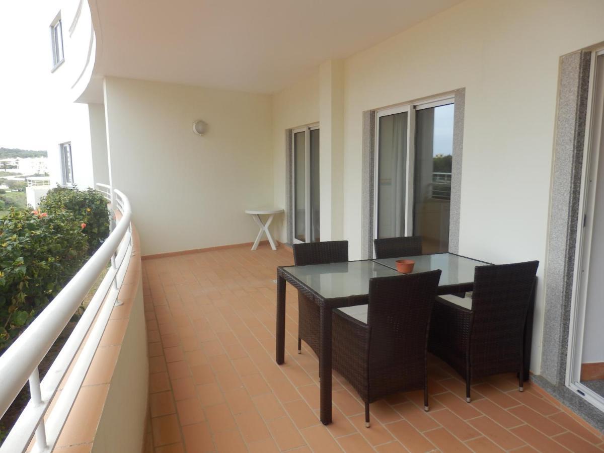 Bel Appartement Au Bord De La Mer De Porto De Mos ลากอส ภายนอก รูปภาพ