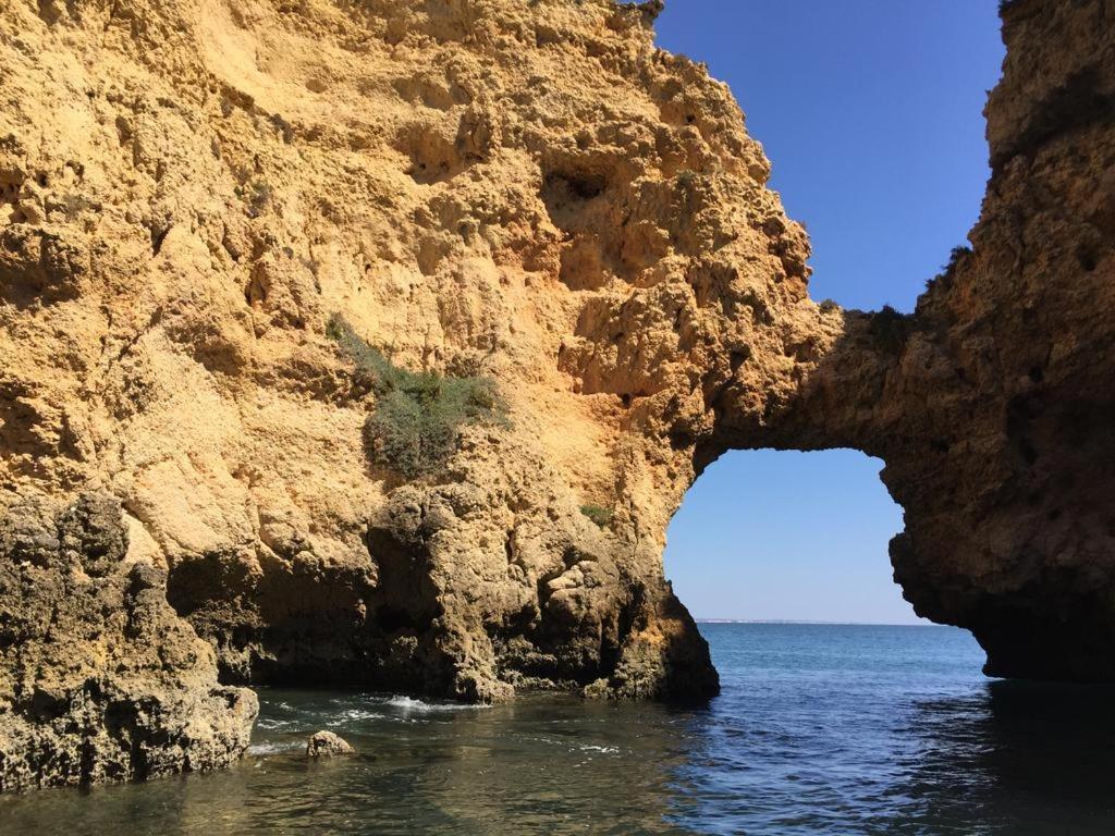 Bel Appartement Au Bord De La Mer De Porto De Mos ลากอส ภายนอก รูปภาพ