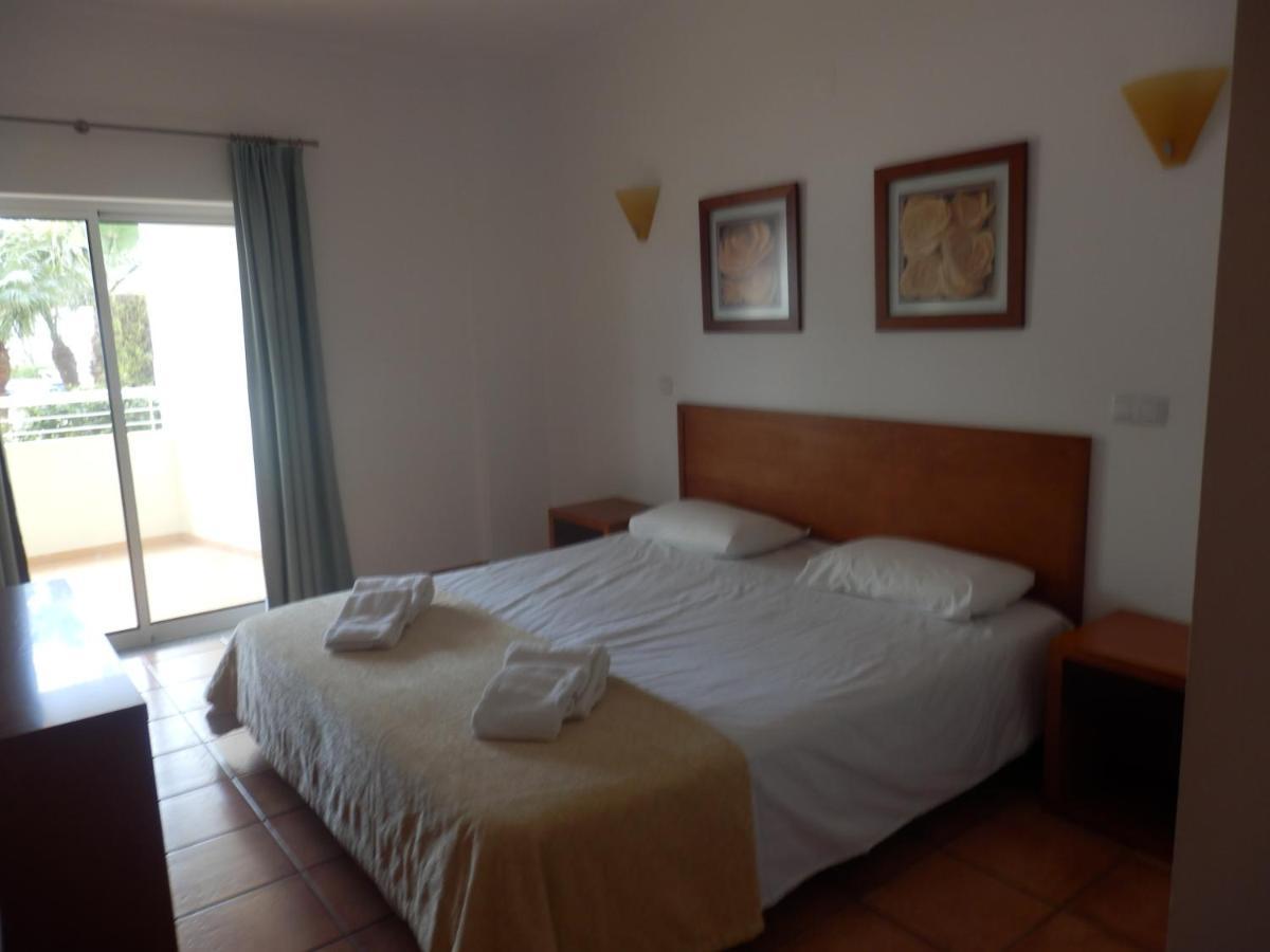 Bel Appartement Au Bord De La Mer De Porto De Mos ลากอส ภายนอก รูปภาพ