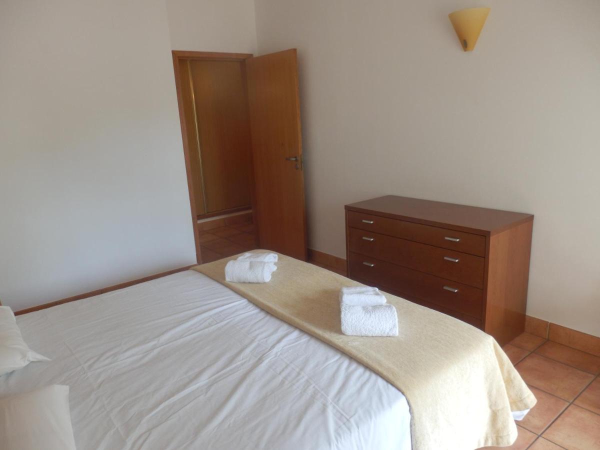 Bel Appartement Au Bord De La Mer De Porto De Mos ลากอส ภายนอก รูปภาพ